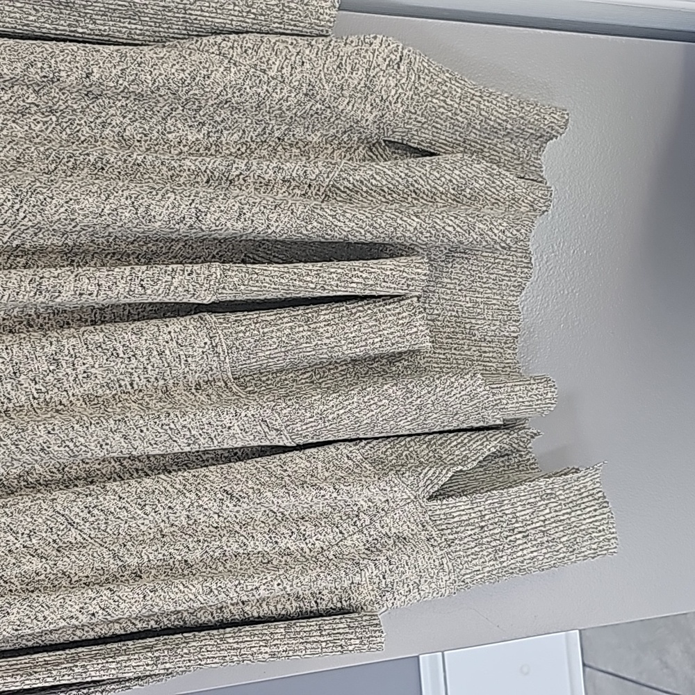 Sweater - Picture 3 of 4
